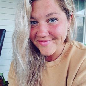 Meet your Posher, Lyndsey